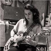 Clases de Guitarra Eléctrica en Barcelona (También Online)